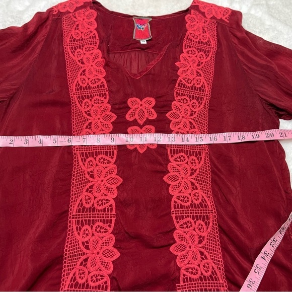 Johnny Was red eyelet lace boho top blouse womens size medium - Picture 5 of 7